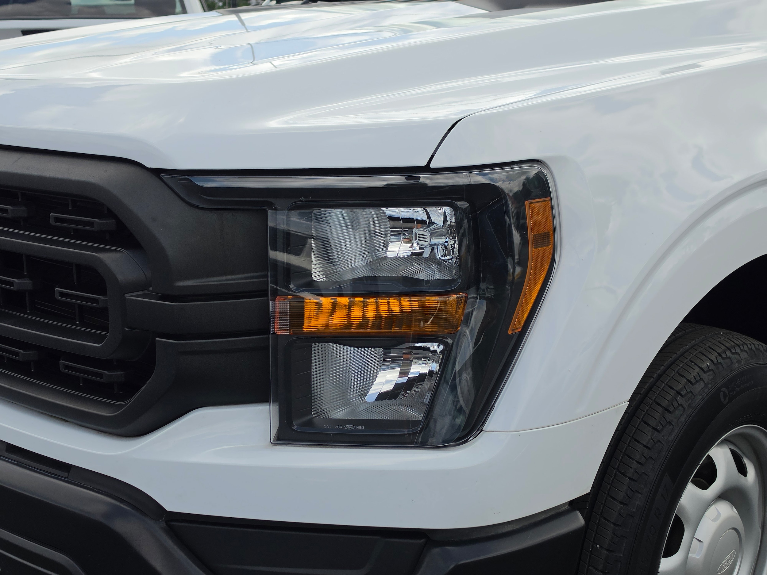 2023 Ford F-150 XL - Photo 18
