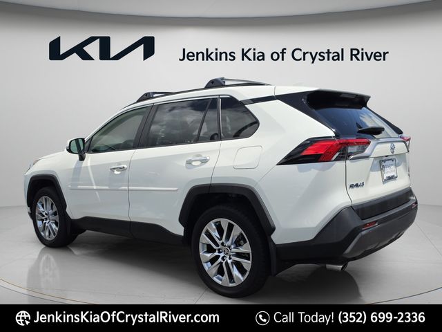 2019 Toyota RAV4 Limited - Photo 11