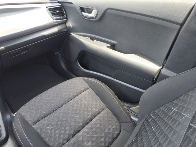2020 Kia RIO S - Photo 26