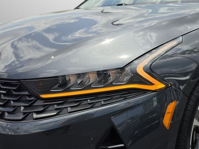 2023 Kia K5 EX - Photo 18