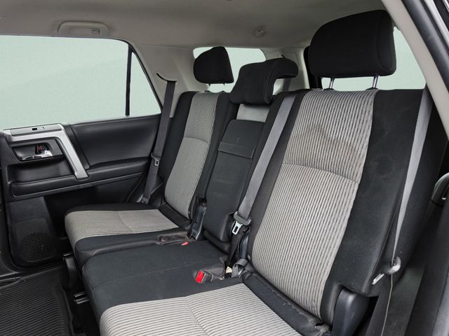 2022 Toyota 4Runner SR5 - Photo 26