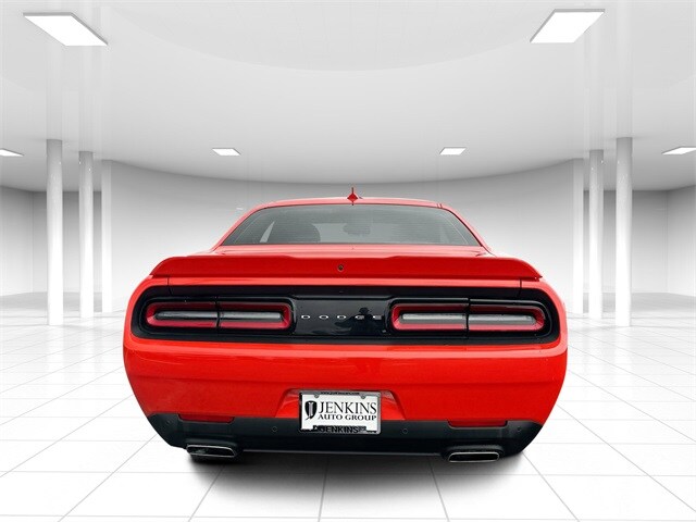2022 Dodge Challenger GT photo 3