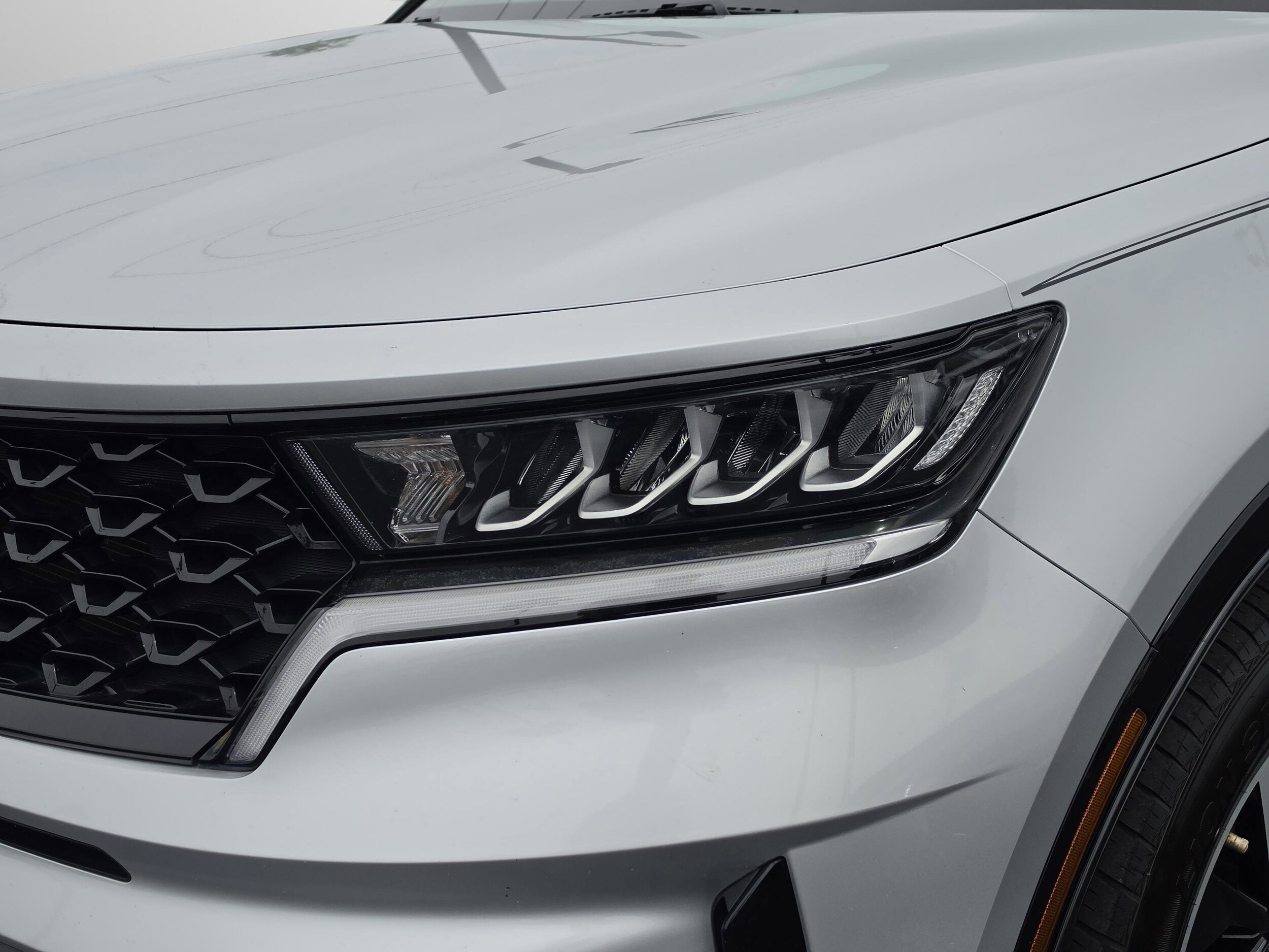 2022 Kia Sorento S - Photo 18