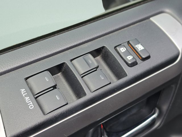 2022 Toyota 4Runner SR5 - Photo 27
