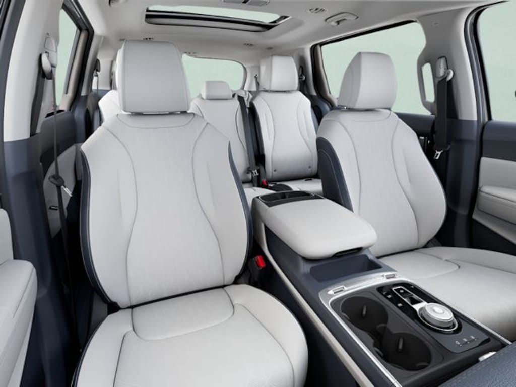 New 2026 Kia Carnival Hybrid SX Van Passenger Van
