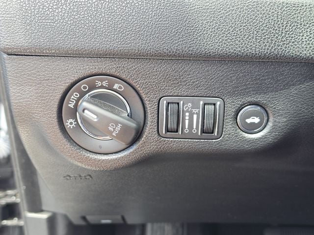2023 Chrysler 300 S - Photo 37