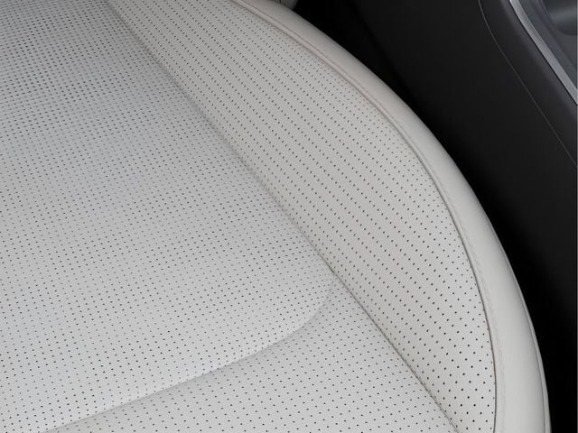 2025 Kia Sorento S - Photo 24
