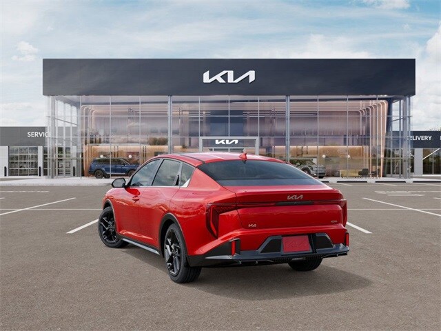2025 Kia K4 GT-Line Turbo photo 3