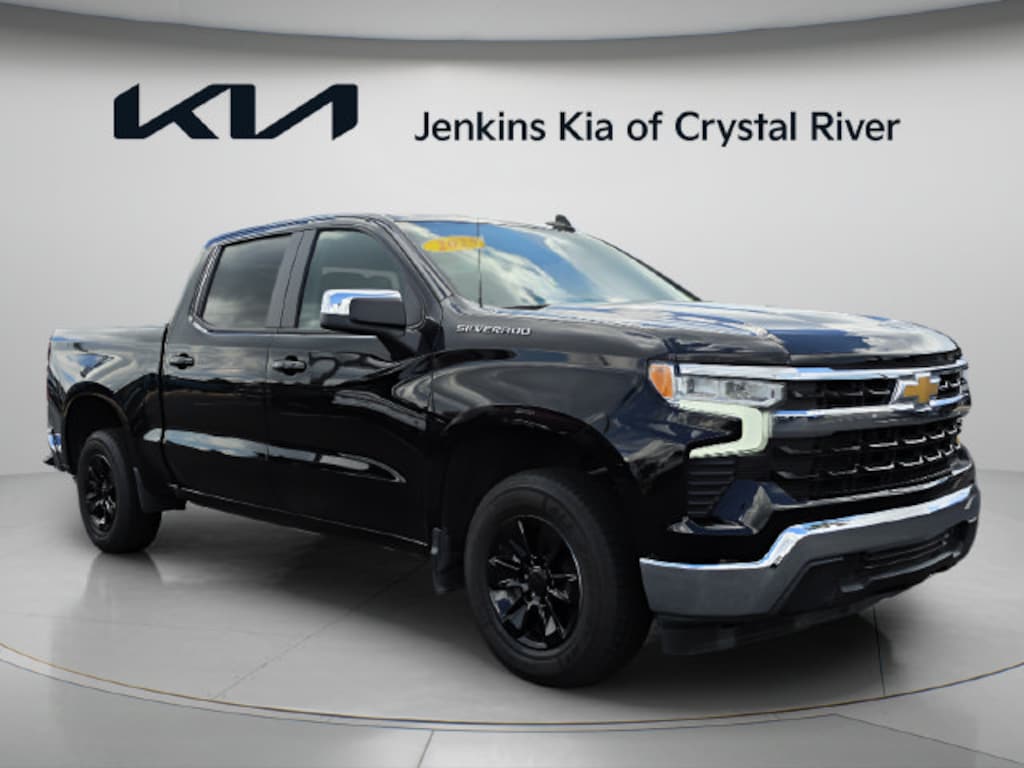 Used 2025 Chevrolet Silverado 1500 LT Truck