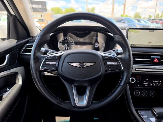 2025 GENESIS G70 Standard - Photo 23
