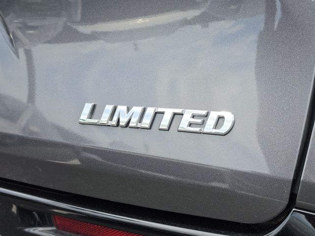 2025 Toyota Sienna Limited - Photo 48