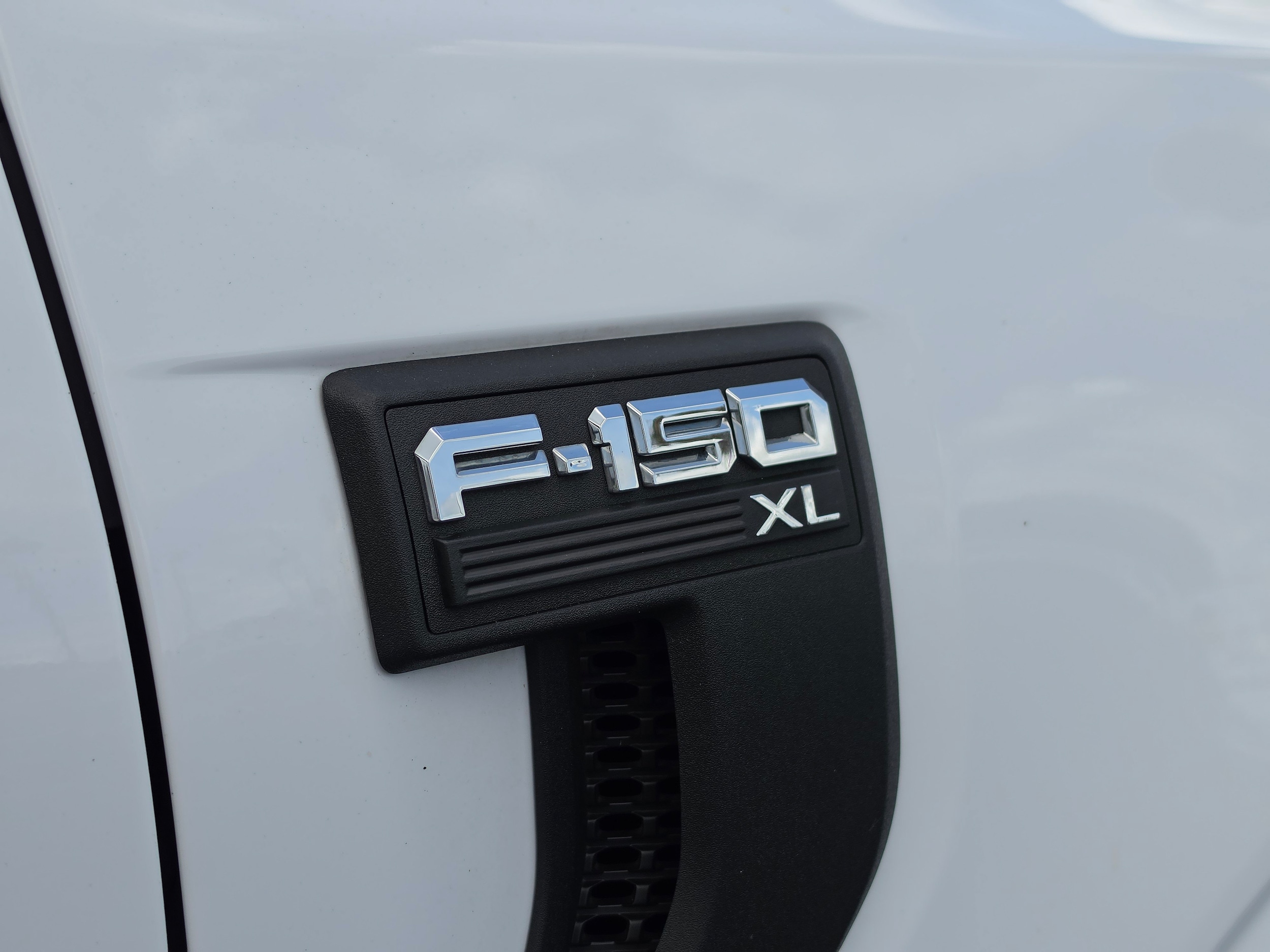 2023 Ford F-150 XL - Photo 21
