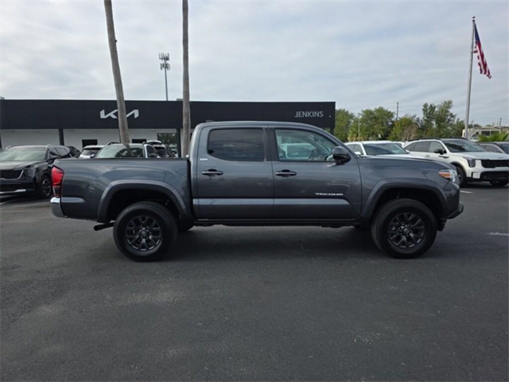 Used 2021 Toyota Tacoma Truck Double Cab