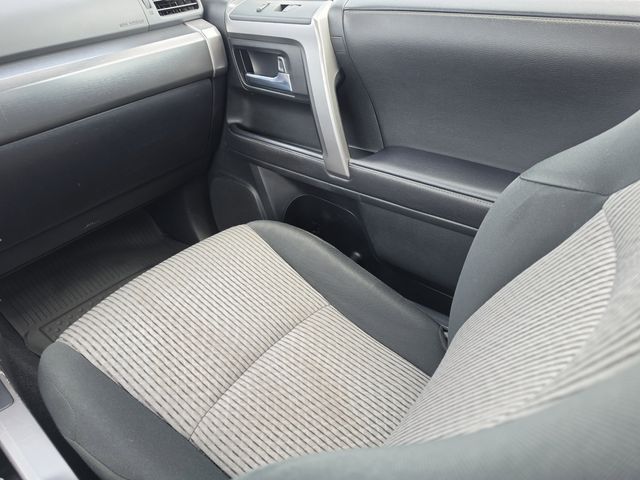 2022 Toyota 4Runner SR5 - Photo 25