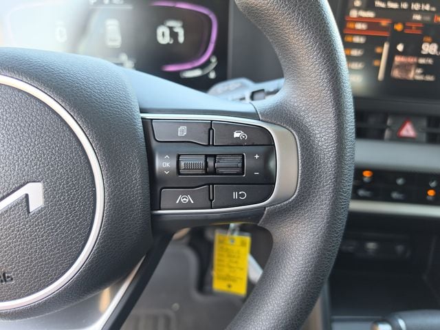 2025 Kia Sportage LX - Photo 36