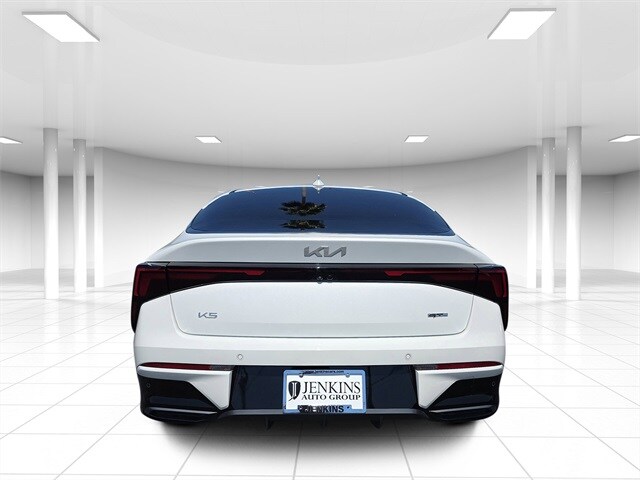 2025 Kia K5 GT-Line photo 4