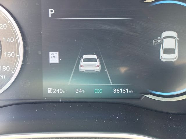 2025 GENESIS G70 Standard - Photo 42