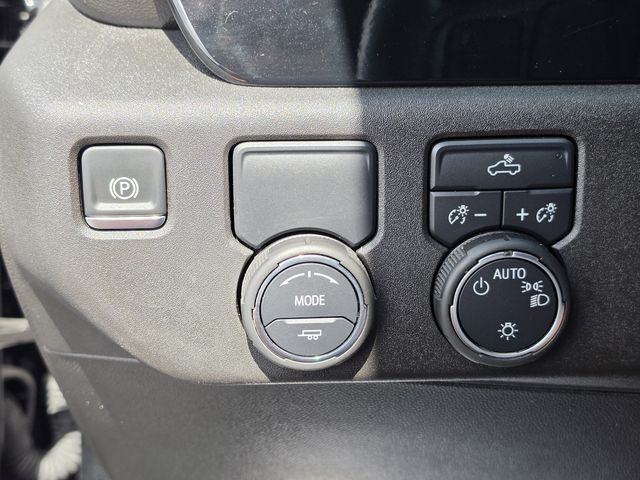 2025 Chevrolet Silverado 1500 LT - Photo 38