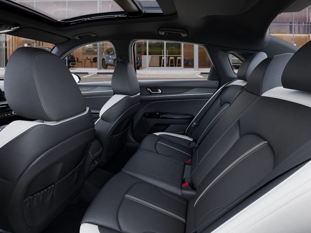 2025 Kia K5 GT-Line - Photo 23