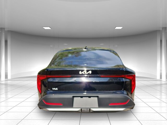 2025 Kia K4 LXS photo 4