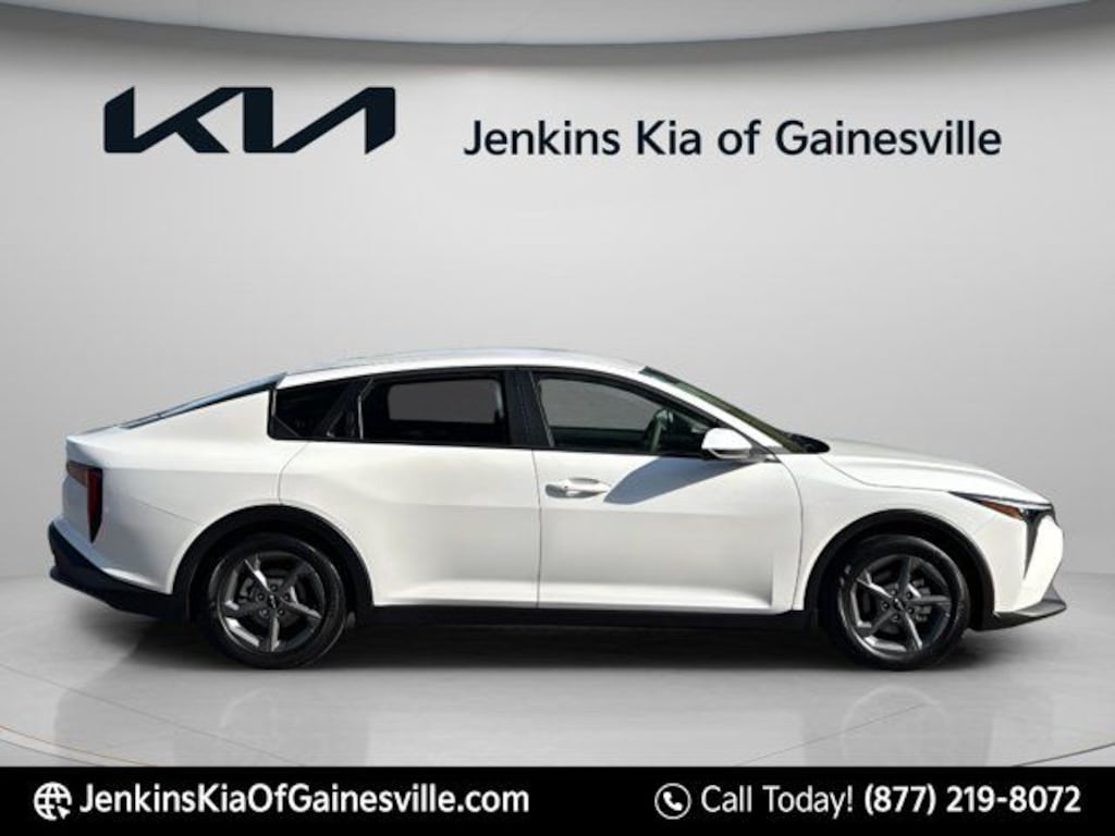 New 2026 Kia K4 LXS Sedan