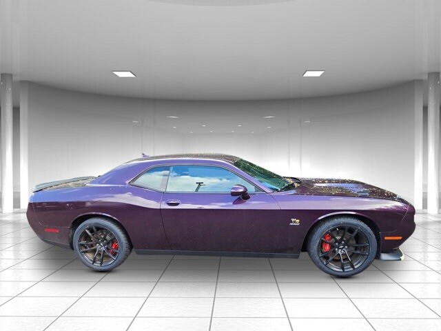 2021 Dodge Challenger R/T Scat Pack photo 2