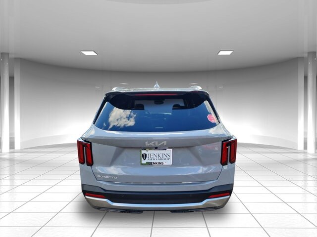 2026 Kia Sorento EX photo 3