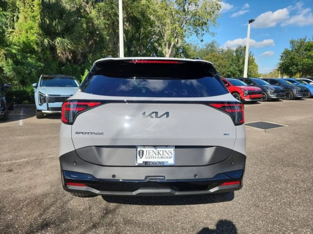 New 2026 Kia Sportage Hybrid X-Line SUV