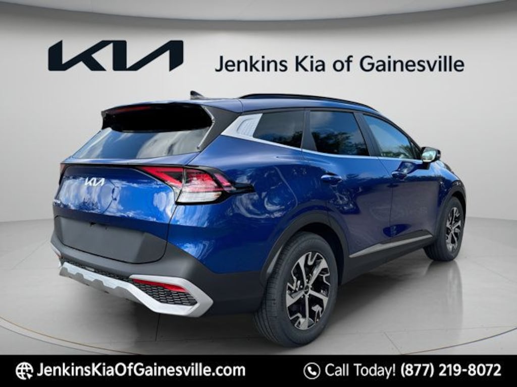 Used 2025 Kia Sportage EX SUV