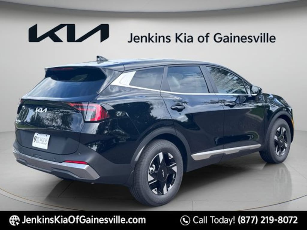 New 2026 Kia Sportage LX SUV