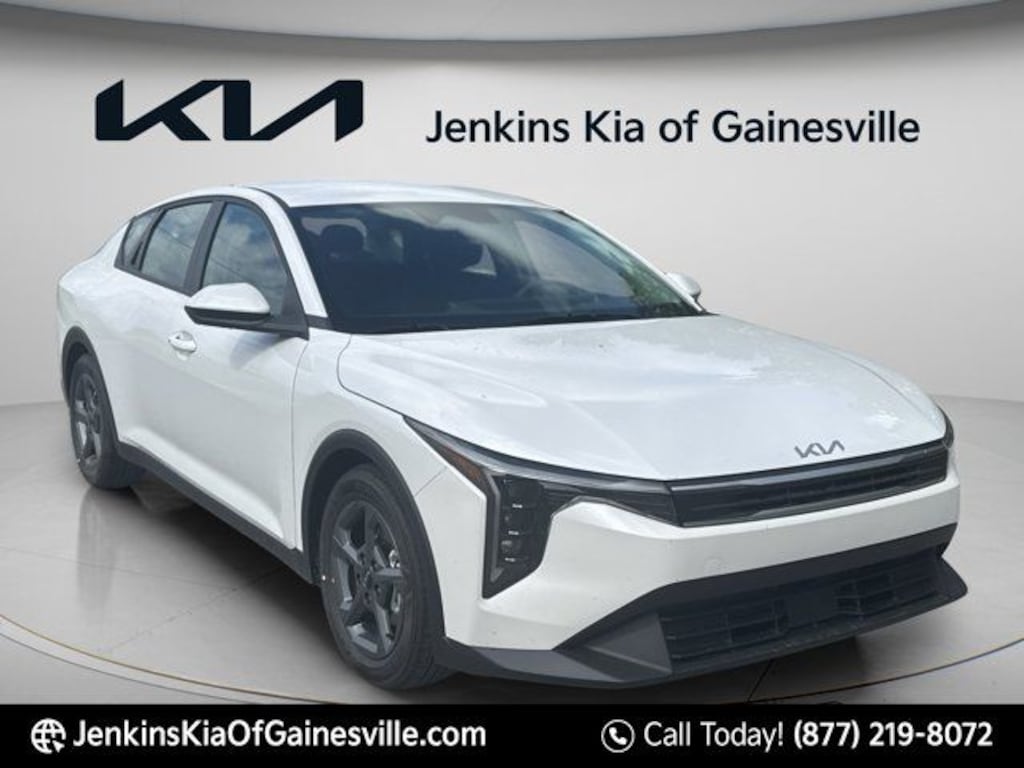 New 2026 Kia K4 LXS Sedan