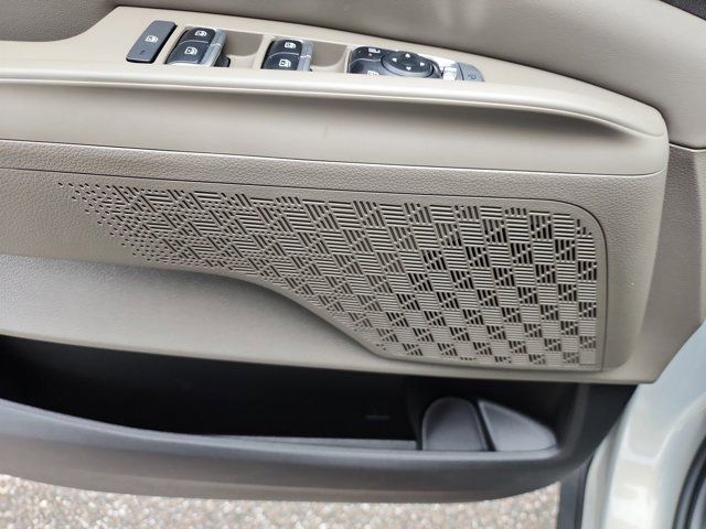 2026 Kia Carnival SX - Photo 16