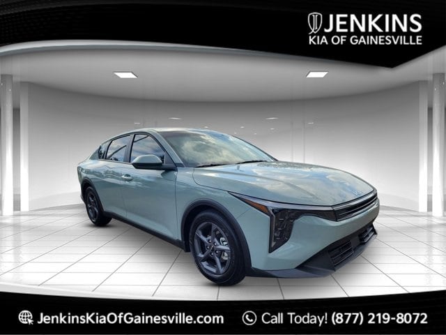 2025 Kia K4 LXS's photo