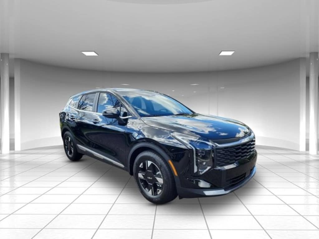 New 2026 Kia Sportage LX SUV