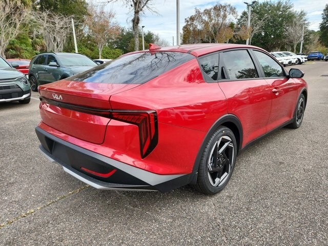 2025 Kia K4 EX photo 2