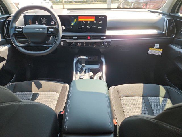 2026 Kia Sorento LX - Photo 9