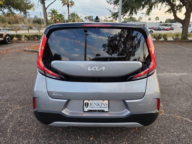 2025 Kia Soul LX photo 3