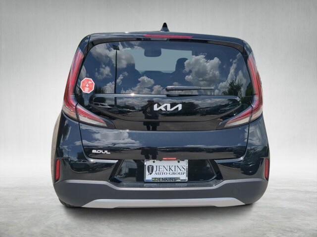 2025 Kia Soul LX photo 4