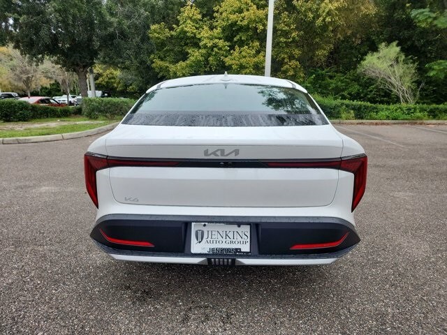 2025 Kia K4 LXS photo 3