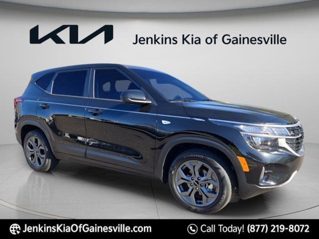 New 2026 Kia Seltos LX SUV