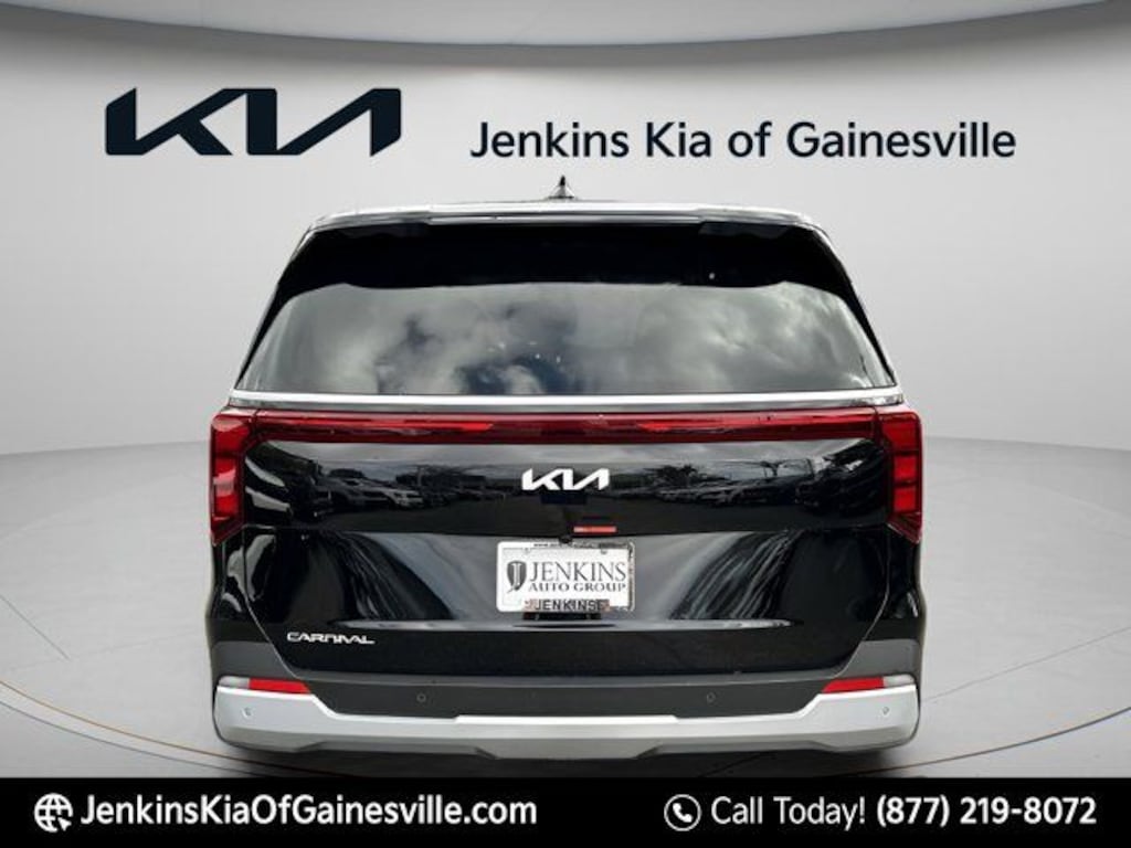 New 2026 Kia Carnival LXS Minivan/Van