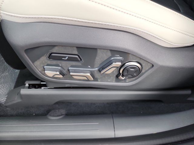 2026 Kia EV9 GT-Line - Photo 13