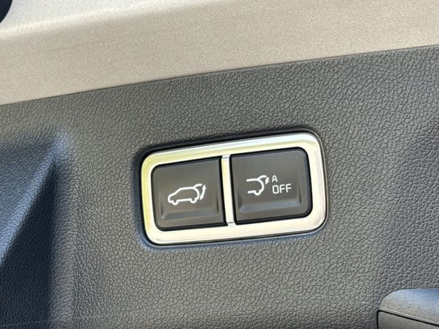 2025 Kia Sorento X-Line SX - Photo 10