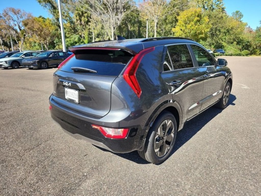 New 2025 Kia Niro EV Wind SUV