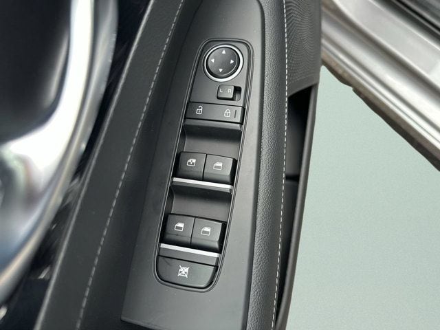 2023 Kia Forte GT-Line - Photo 17