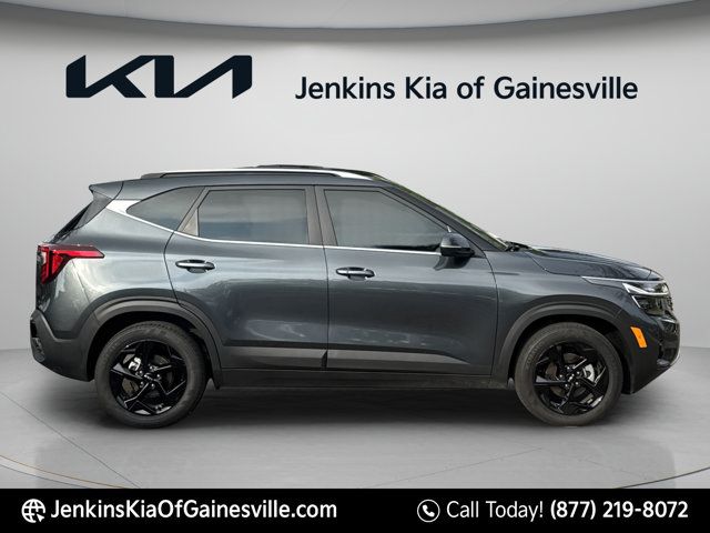 2026 Kia Seltos EX - Photo 8