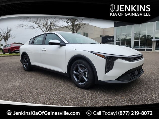 2025 Kia K4 LXS's photo