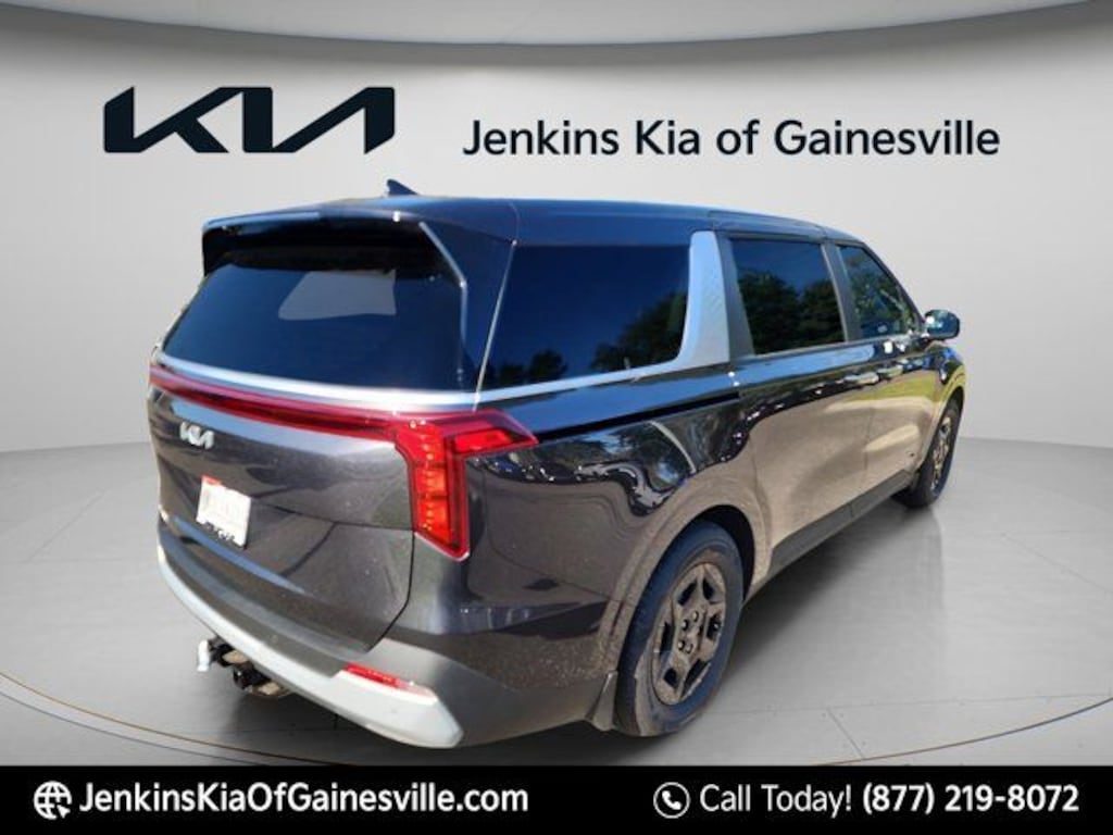 New 2026 Kia Carnival LXS Minivan/Van