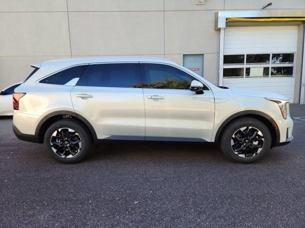 New 2026 Kia Sorento S SUV