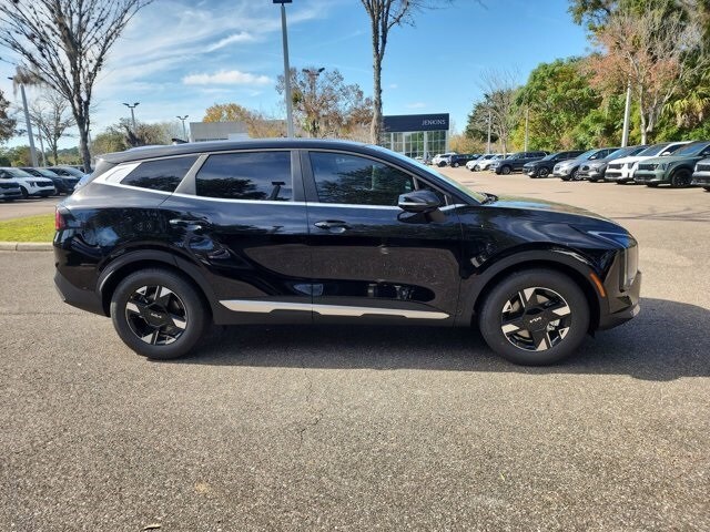 2026 Kia Sportage LX photo 2